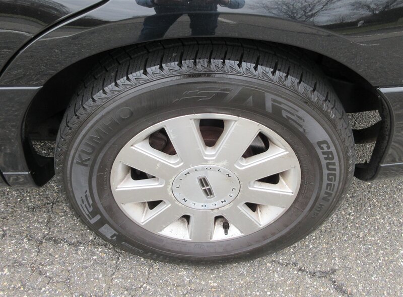 2003 Lincoln Town Car Executive Limousine - Photo 55 - Bohemia, NY 11716