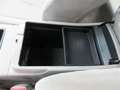2009 Toyota Camry LE - Photo 26 - Bohemia, NY 11716