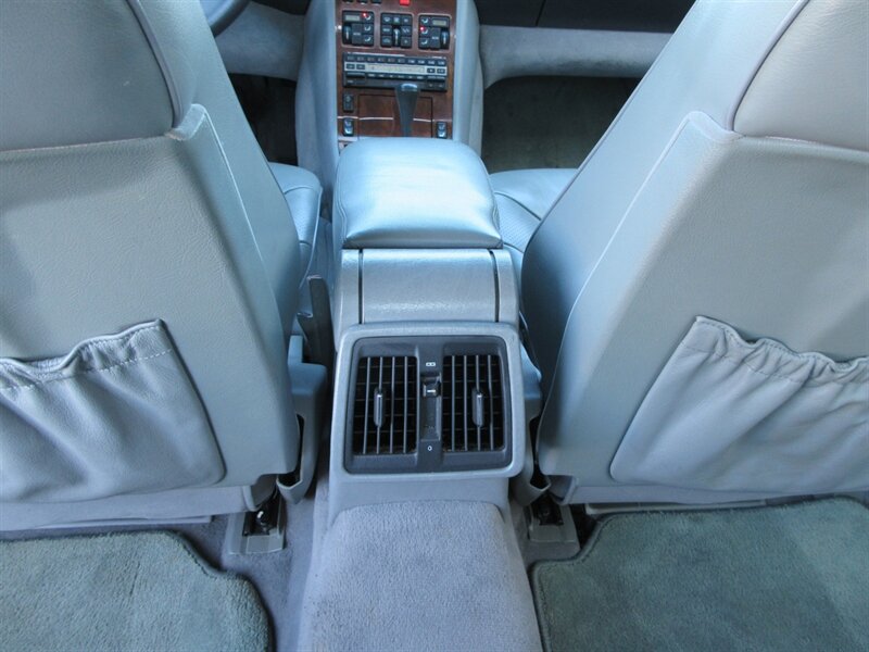 1992 Mercedes-Benz 500 SEL   - Photo 53 - Bohemia, NY 11716