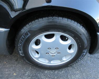 1992 Mercedes-Benz 500 SEL   - Photo 62 - Bohemia, NY 11716