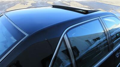 1992 Mercedes-Benz 500 SEL   - Photo 29 - Bohemia, NY 11716