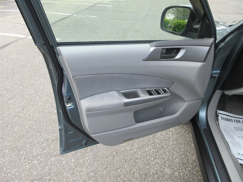 2009 Subaru Forester 2.5 X   - Photo 13 - Bohemia, NY 11716
