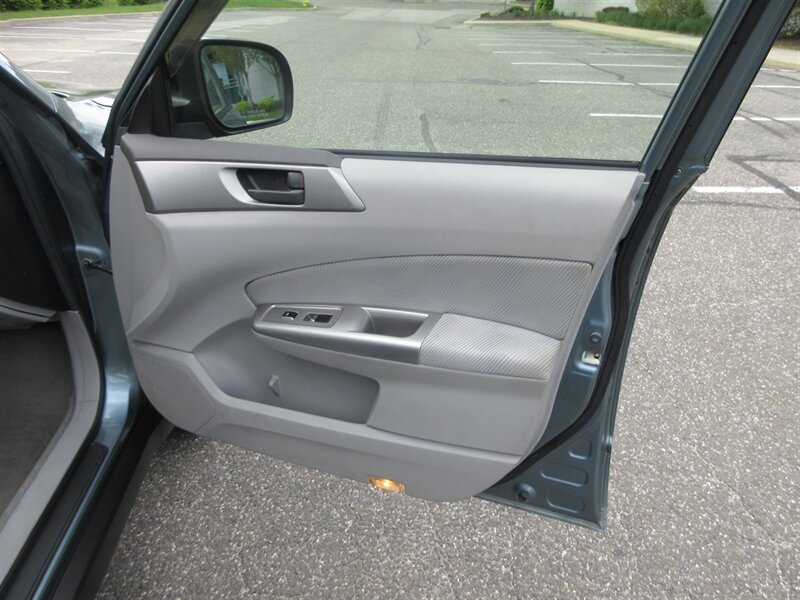 2009 Subaru Forester 2.5 X   - Photo 34 - Bohemia, NY 11716