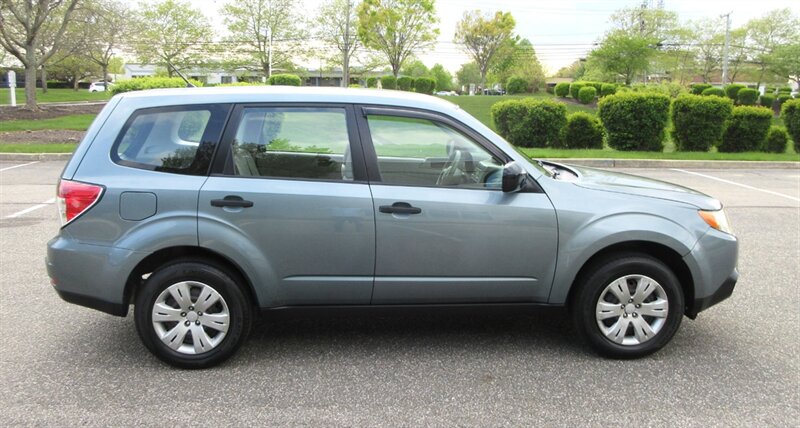 2009 Subaru Forester 2.5 X   - Photo 6 - Bohemia, NY 11716