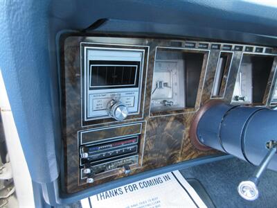 1978 Lincoln Continental Mark V   - Photo 29 - Bohemia, NY 11716