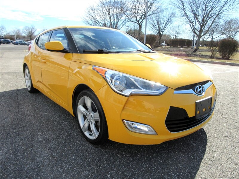 2014 Hyundai Veloster Coupe  