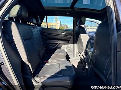 2020 Volkswagen Atlas Cross Sport SE   - Photo 20 - Roselle, IL 60172