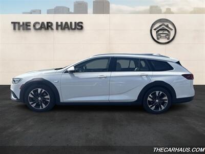 2018 Buick Regal TourX Essence   - Photo 6 - Roselle, IL 60172