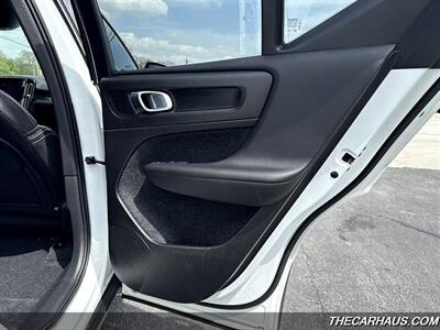 2020 Volvo XC40 T5 R-Design   - Photo 17 - Roselle, IL 60172