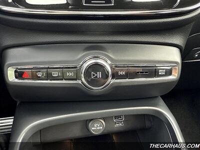 2020 Volvo XC40 T5 R-Design   - Photo 33 - Roselle, IL 60172