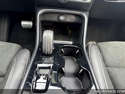 2020 Volvo XC40 T5 R-Design   - Photo 25 - Roselle, IL 60172