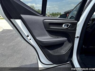 2020 Volvo XC40 T5 R-Design   - Photo 14 - Roselle, IL 60172