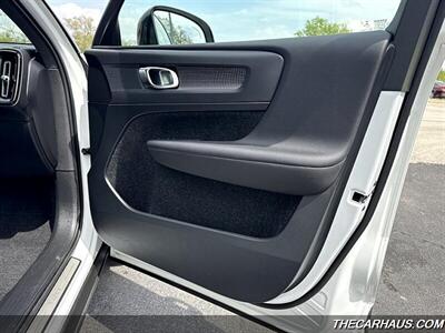 2020 Volvo XC40 T5 R-Design   - Photo 20 - Roselle, IL 60172