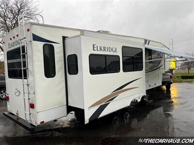 2013 Heartland Elkridge 34QSRL   - Photo 13 - Roselle, IL 60172