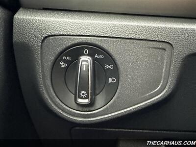2021 Volkswagen Atlas SEL Premium 4Motion   - Photo 34 - Roselle, IL 60172