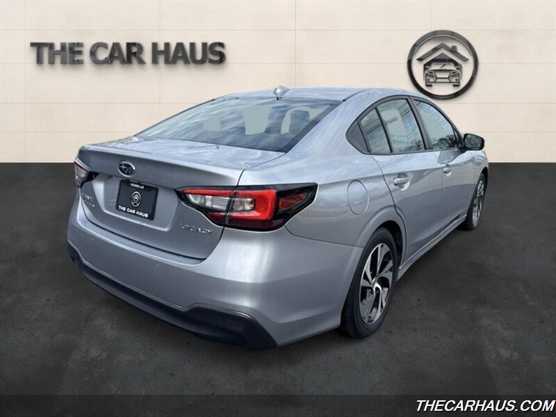 2024 Subaru Legacy Limited photo 3