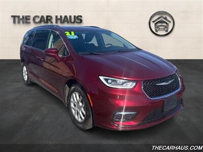 2021 Chrysler Pacifica Touring L   - Photo 1 - Roselle, IL 60172