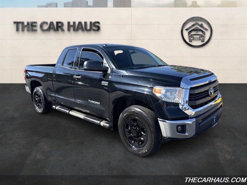 2015 Toyota Tundra SR  