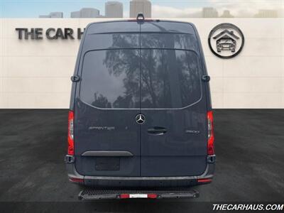 2019 Mercedes-Benz Sprinter 2500   - Photo 4 - Roselle, IL 60172