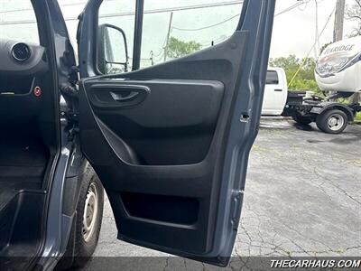 2019 Mercedes-Benz Sprinter 2500   - Photo 14 - Roselle, IL 60172