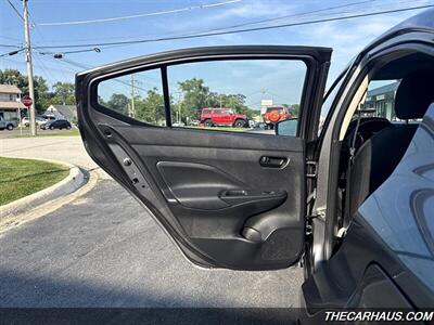 2021 Nissan Versa S   - Photo 14 - Roselle, IL 60172