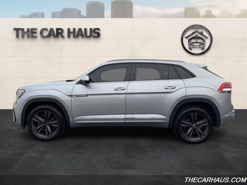 2021 Volkswagen Atlas Cross Sport V6 SE Technology R-Line photo 4