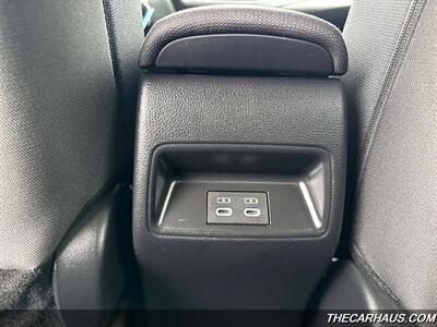 2024 Toyota Corolla LE   - Photo 22 - Roselle, IL 60172