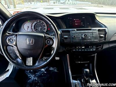 2017 Honda Accord Sport   - Photo 14 - Roselle, IL 60172