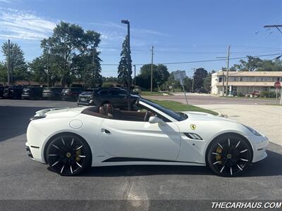 2012 Ferrari California   - Photo 3 - Roselle, IL 60172