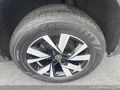 2022 Volkswagen Atlas Cross Sport SE 4Motion   - Photo 34 - Roselle, IL 60172