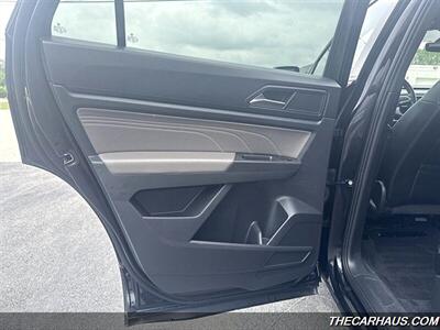 2022 Volkswagen Atlas Cross Sport SE 4Motion   - Photo 14 - Roselle, IL 60172