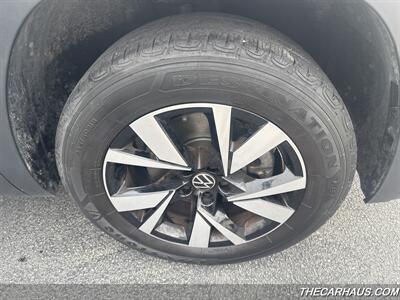 2022 Volkswagen Atlas Cross Sport SE 4Motion   - Photo 36 - Roselle, IL 60172