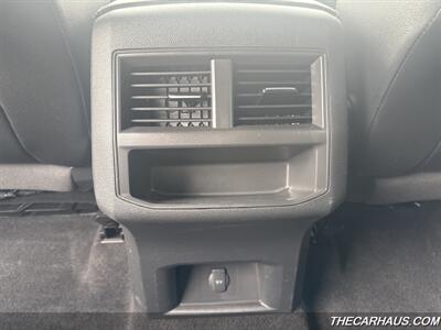 2022 Volkswagen Atlas Cross Sport SE 4Motion   - Photo 30 - Roselle, IL 60172