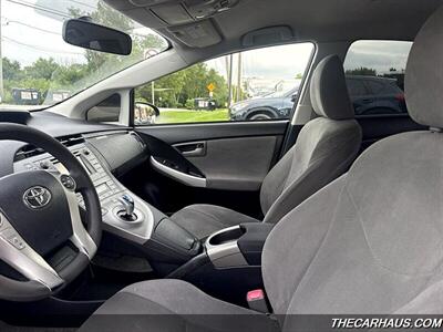 2013 Toyota Prius One   - Photo 9 - Roselle, IL 60172