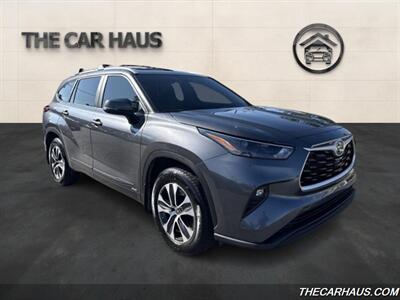 2023 Toyota Highlander Hybrid XLE SUV