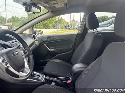 2018 Ford Fiesta SE   - Photo 9 - Roselle, IL 60172