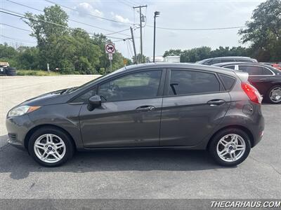 2018 Ford Fiesta SE   - Photo 6 - Roselle, IL 60172