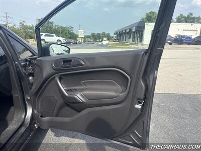 2018 Ford Fiesta SE   - Photo 20 - Roselle, IL 60172