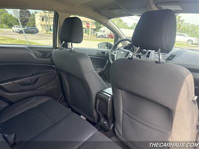 2018 Ford Fiesta SE   - Photo 16 - Roselle, IL 60172