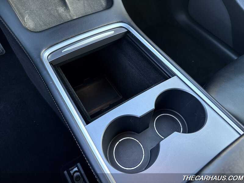 2021 Tesla Model Y Long Range   - Photo 27 - Roselle, IL 60172