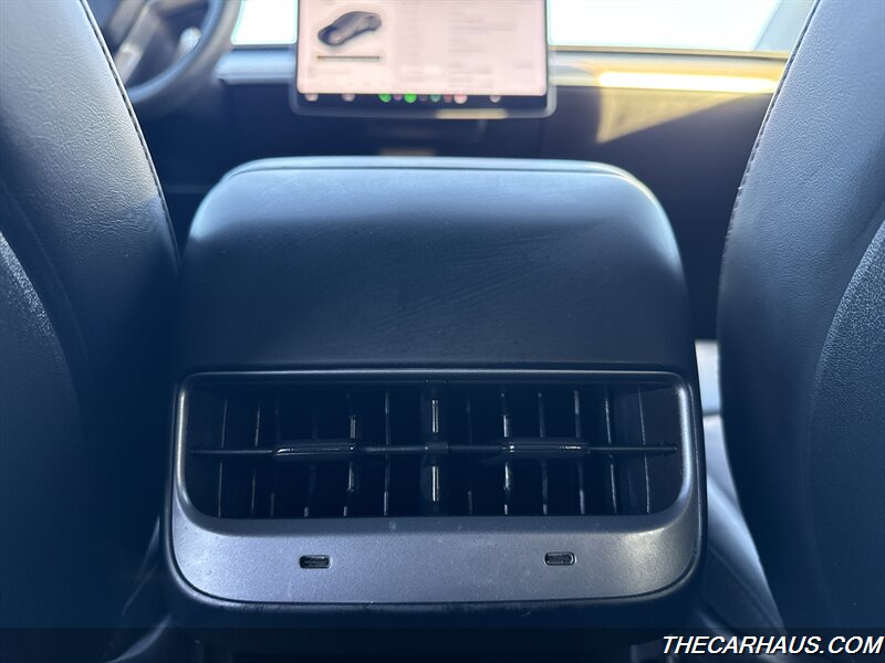 2021 Tesla Model Y Long Range   - Photo 32 - Roselle, IL 60172