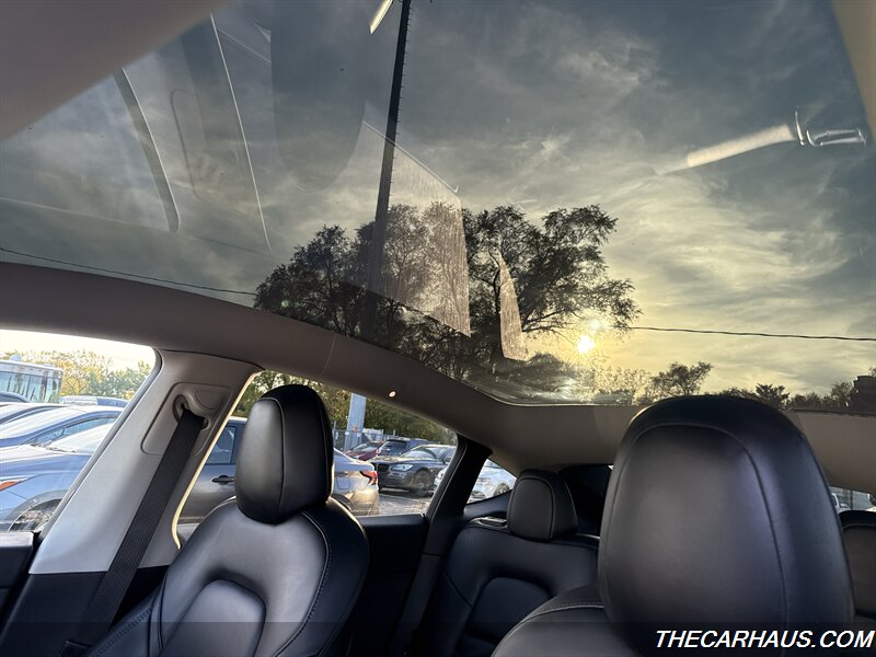2021 Tesla Model Y Long Range   - Photo 31 - Roselle, IL 60172