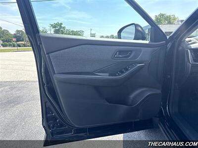 2022 Nissan Rogue S   - Photo 11 - Roselle, IL 60172