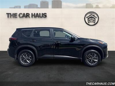 2022 Nissan Rogue S   - Photo 2 - Roselle, IL 60172