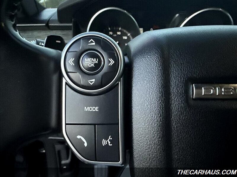 2017 Land Rover Discovery HSE   - Photo 22 - Roselle, IL 60172