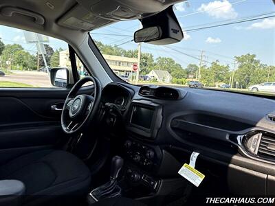 2020 Jeep Renegade Latitude   - Photo 19 - Roselle, IL 60172
