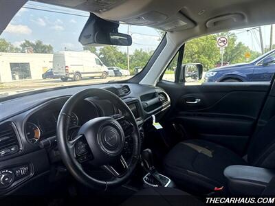 2020 Jeep Renegade Latitude   - Photo 10 - Roselle, IL 60172