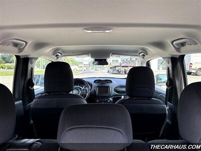 2020 Jeep Renegade Latitude   - Photo 34 - Roselle, IL 60172
