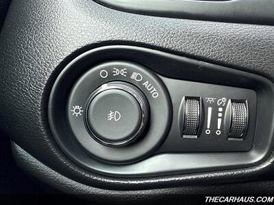 2020 Jeep Renegade Latitude   - Photo 25 - Roselle, IL 60172
