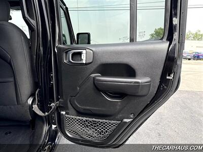 2018 Jeep Wrangler Unlimited Sport   - Photo 17 - Roselle, IL 60172